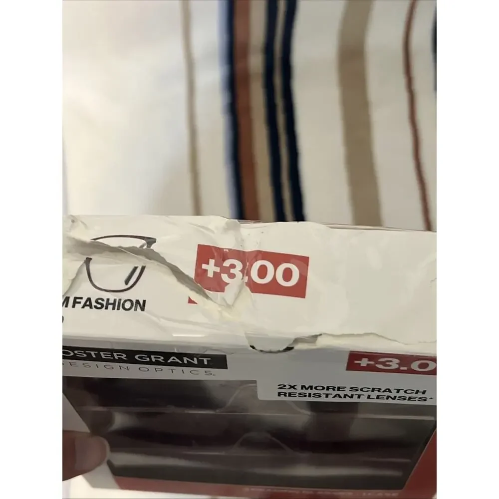 Design Optics by Foster Grant Fashion Cateye 811 Reading Glasses 3 Pk +3.00